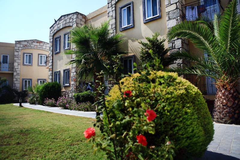 PARILTI HOTEL 3*