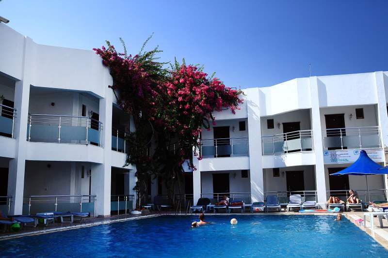 PARILTI HOTEL 3*