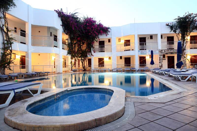 PARILTI HOTEL 3*
