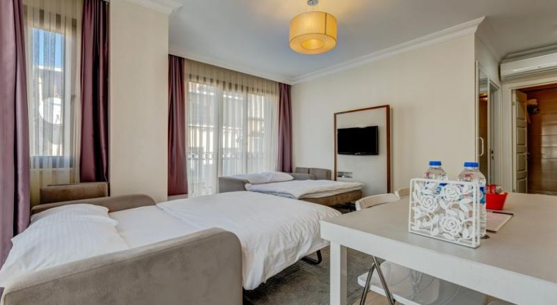 PLUS CIHANGIR SUITES 3*