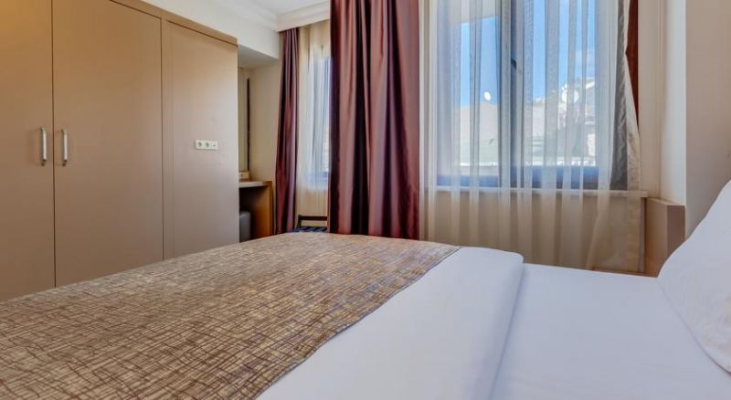 PLUS CIHANGIR SUITES 3*