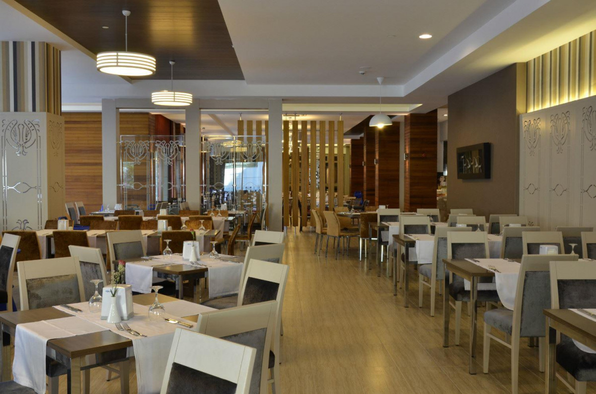 PORT SIDE RESORT 5*
