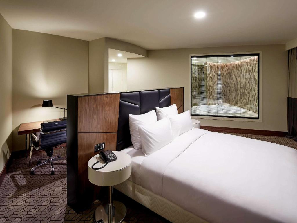 PULLMAN ISTANBUL AIRPORT & CONVENTION CENTER 5*