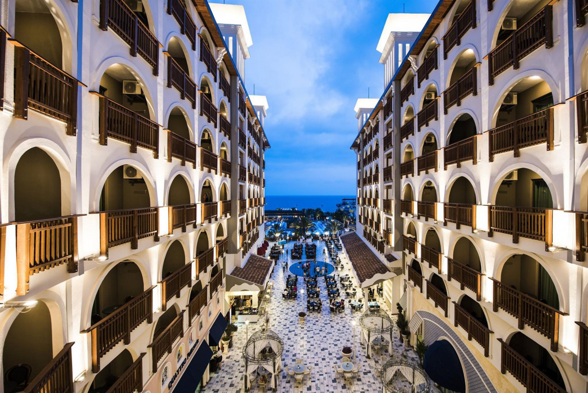 QUATTRO BEACH RESORT & SPA 5*