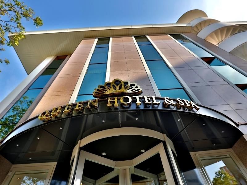 QUEEN HOTEL & SPA 4*