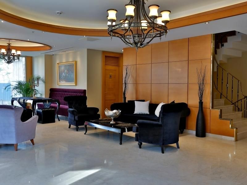 QUEEN HOTEL & SPA 4*