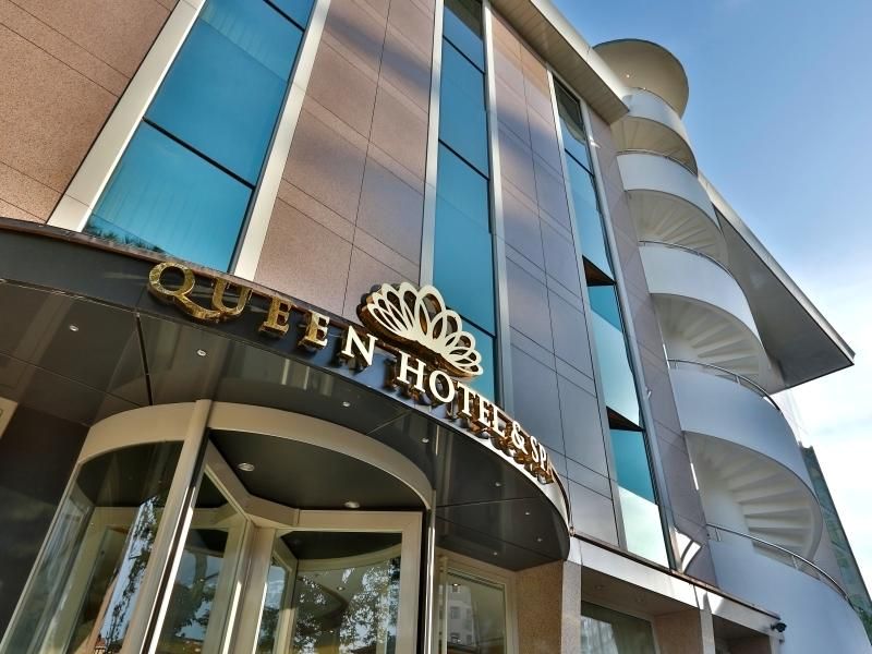 QUEEN HOTEL & SPA 4*