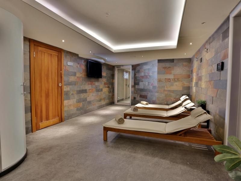 QUEEN HOTEL & SPA 4*