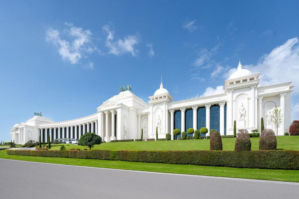 THE LAND OF LEGENDS KINGDOM (EX. RIXOS THE LAND OF LEGENDS THEME PARK) 5*