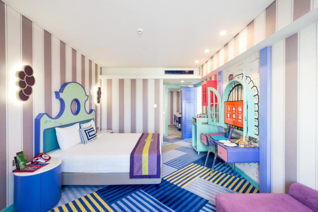 THE LAND OF LEGENDS KINGDOM (EX. RIXOS THE LAND OF LEGENDS THEME PARK) 5*