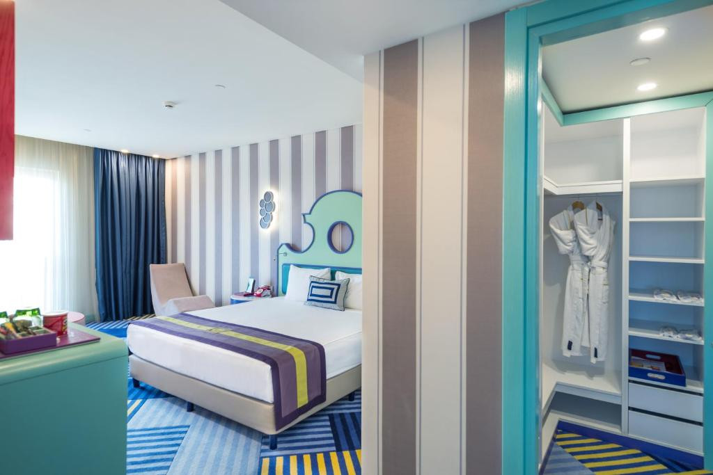 THE LAND OF LEGENDS KINGDOM (EX. RIXOS THE LAND OF LEGENDS THEME PARK) 5*