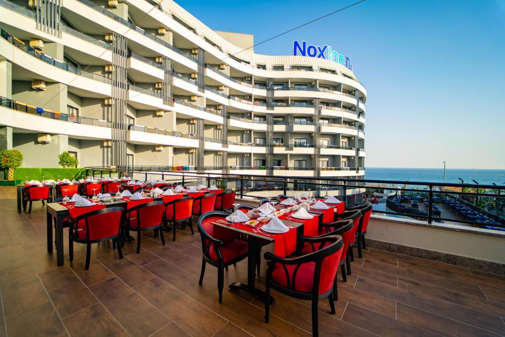 NOXINN DELUXE HOTEL 5*