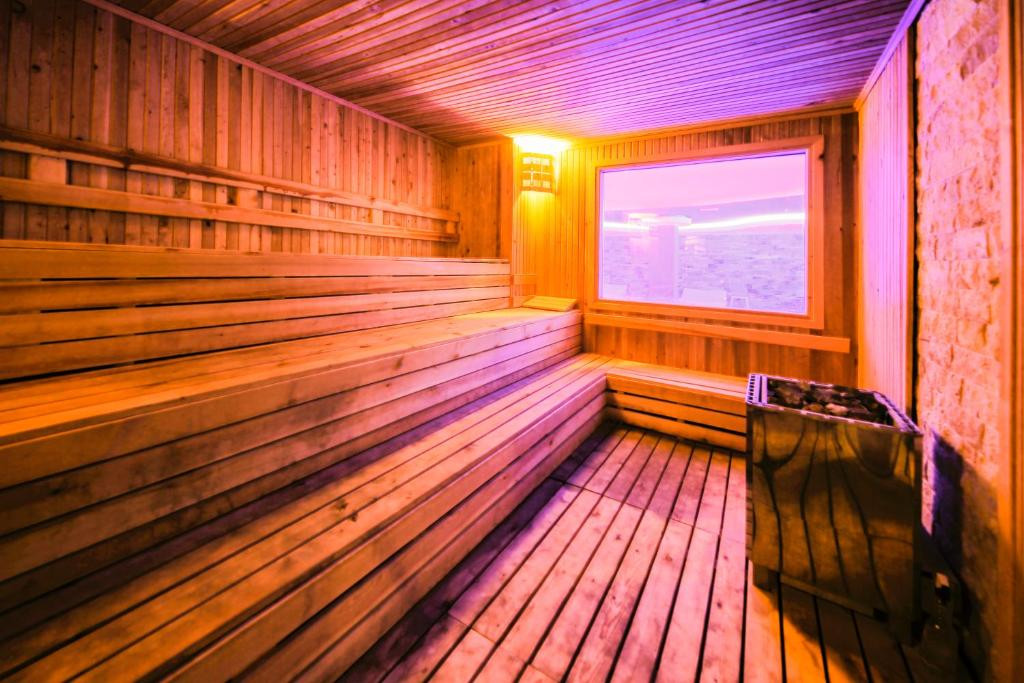 NOXINN DELUXE HOTEL 5*