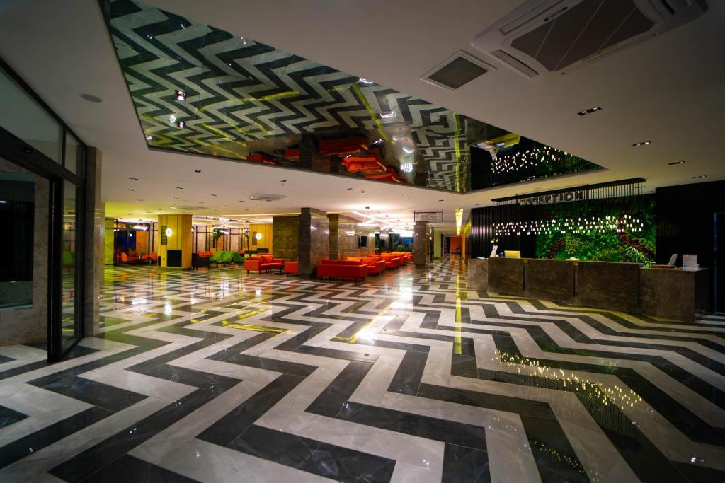 NOXINN DELUXE HOTEL 5*