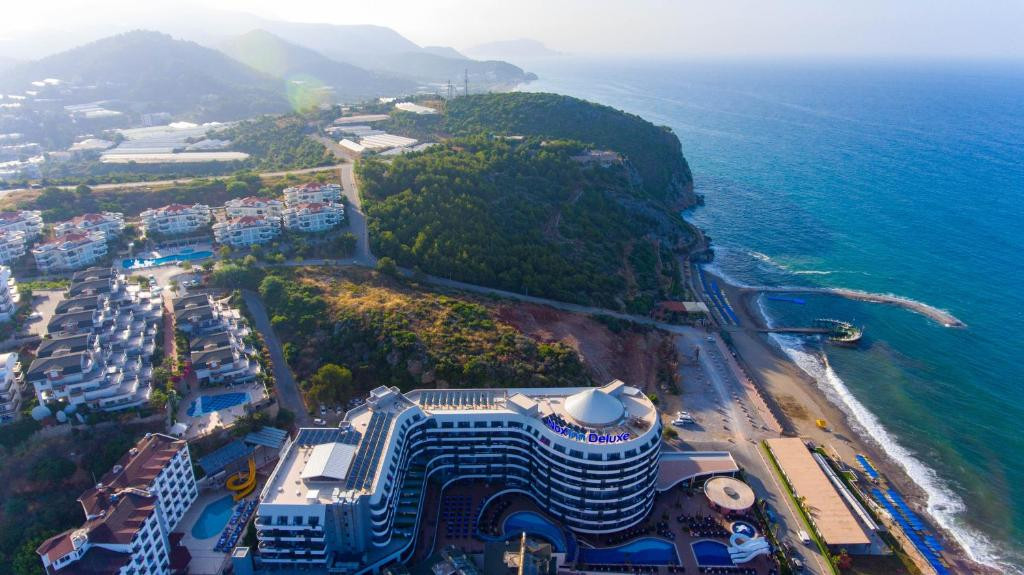 NOXINN DELUXE HOTEL 5*