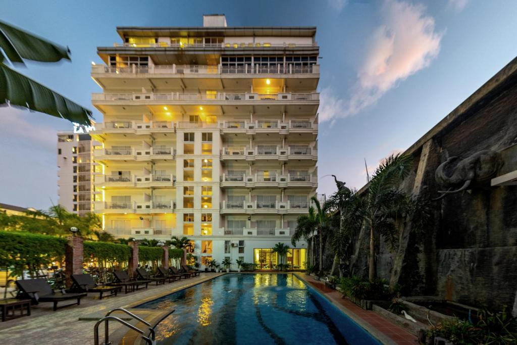 ARISTOCRAT RESIDENCE & HOTEL (EX. DIAMOND OCEAN) 4*