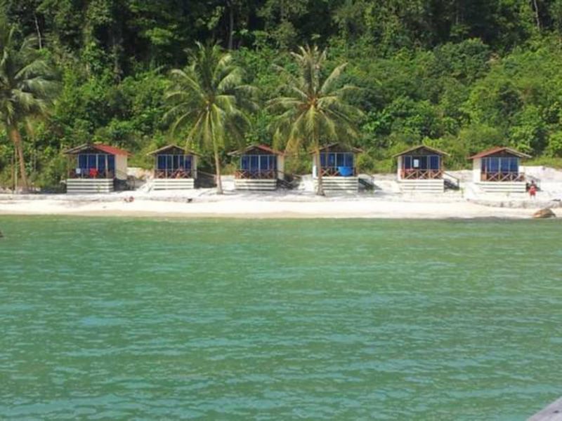 FREEDOM ISLAND BUNGALOW 4*