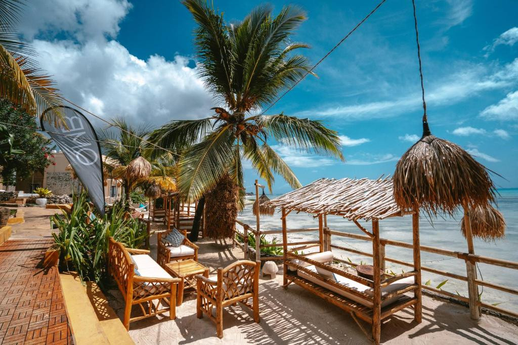 CORAL ROCK HOTEL 3*