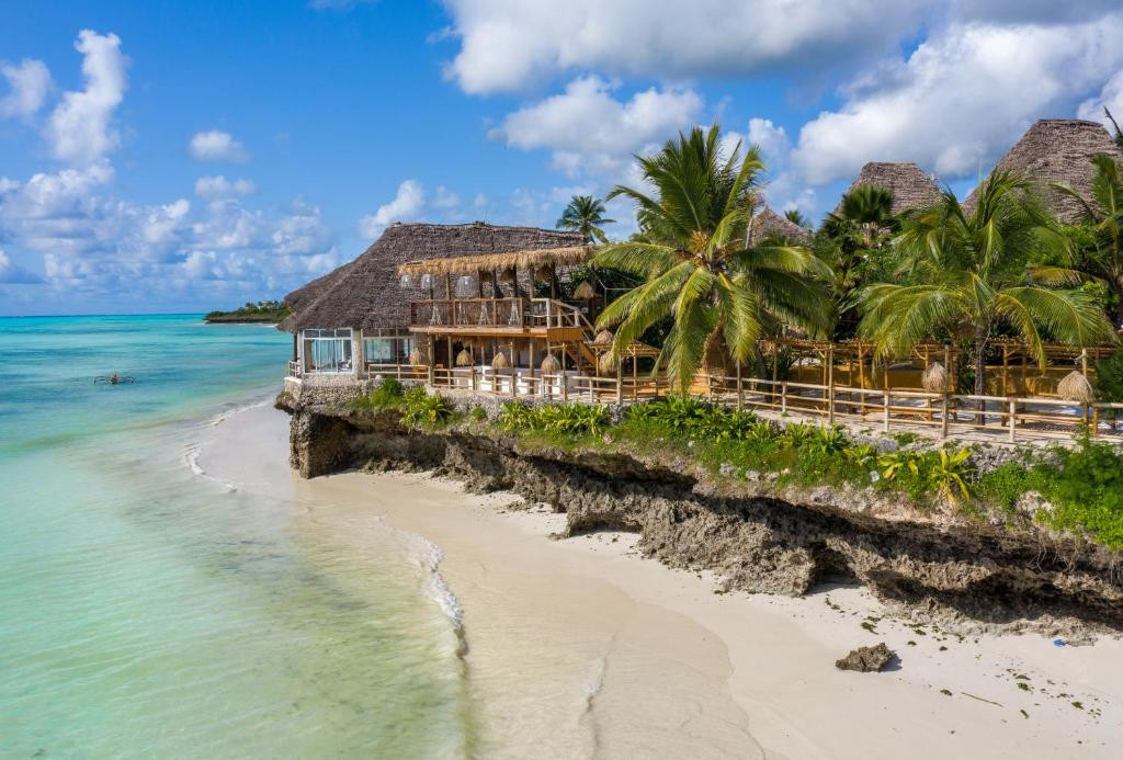 CORAL ROCK HOTEL 3*