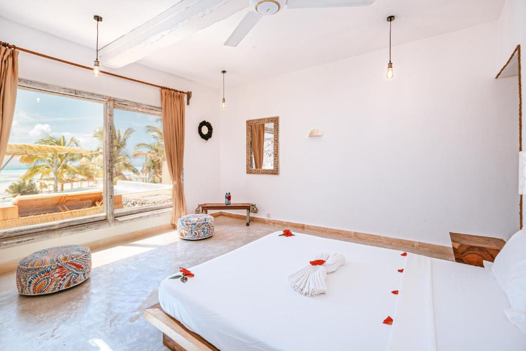 CORAL ROCK HOTEL 3*