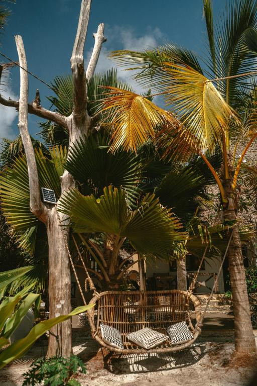 CORAL ROCK HOTEL 3*