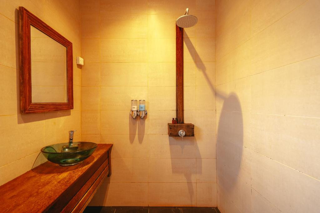 CORAL ROCK HOTEL 3*