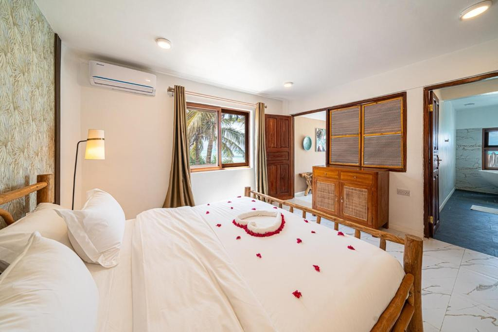 CORAL ROCK HOTEL 3*