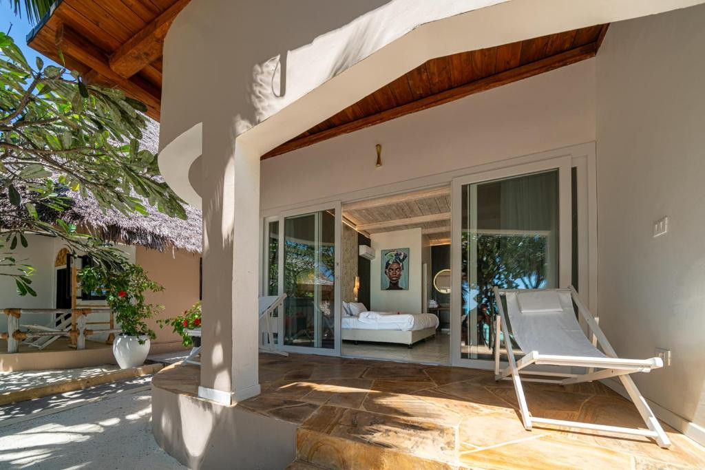 CORAL ROCK HOTEL 3*