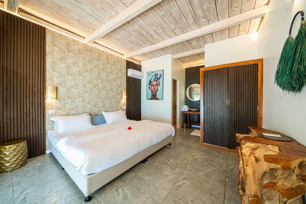 CORAL ROCK HOTEL 3*