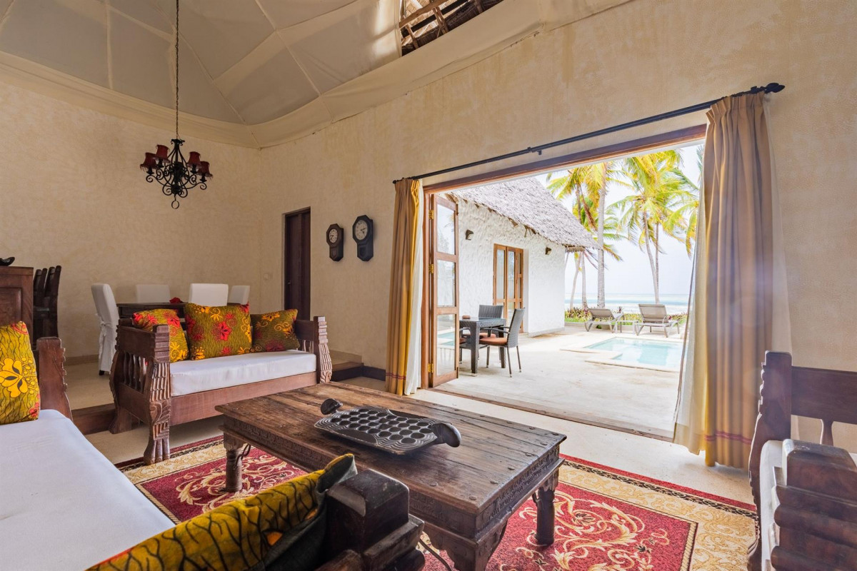KARAFUU BEACH RESORT 5*
