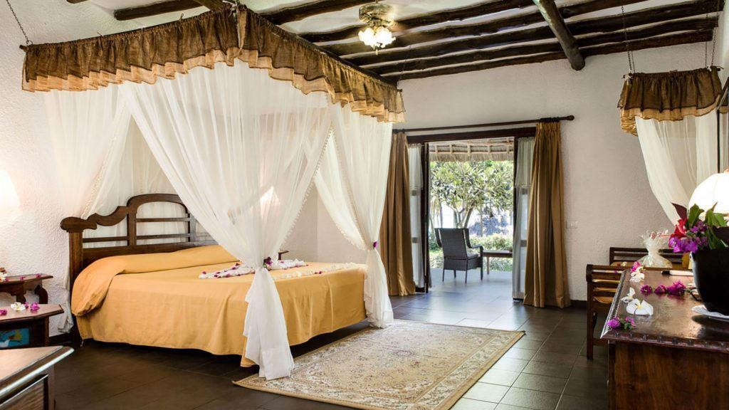 KARAFUU BEACH RESORT 5*