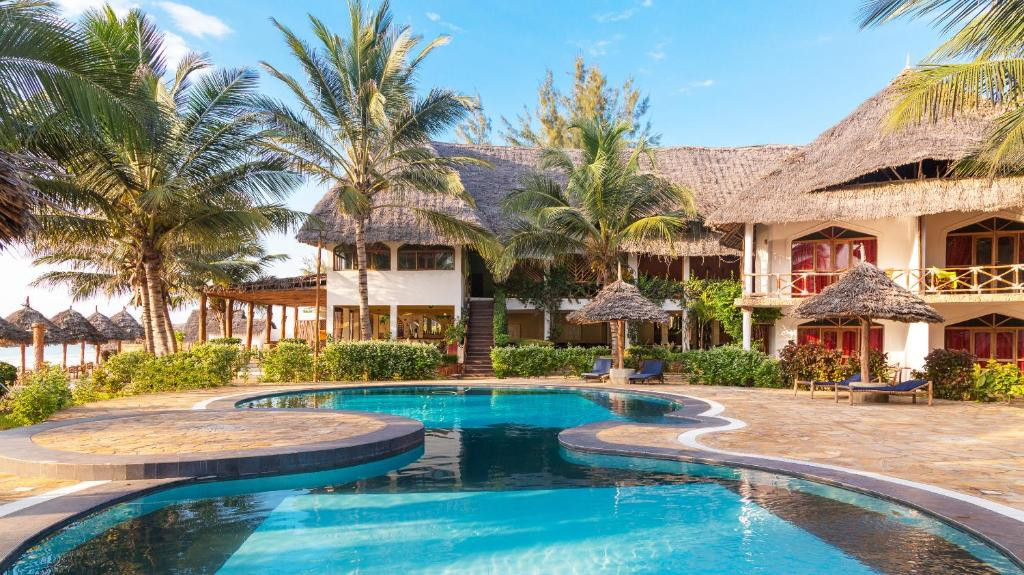 AHG WARIDI BEACH RESORT & SPA 4*
