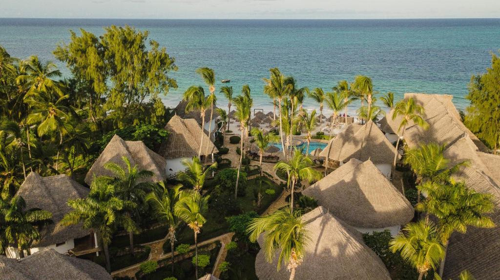 AHG WARIDI BEACH RESORT & SPA 4*