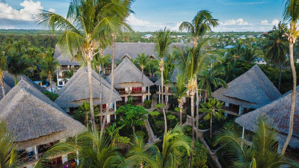 AHG WARIDI BEACH RESORT & SPA 4*