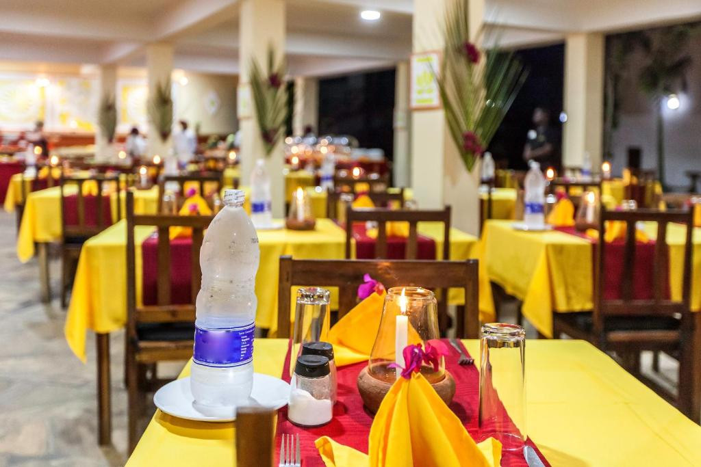 AHG WARIDI BEACH RESORT & SPA 4*
