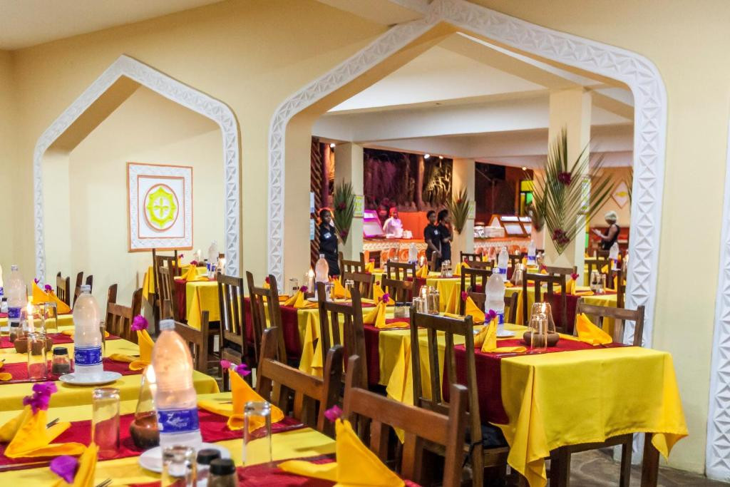 AHG WARIDI BEACH RESORT & SPA 4*
