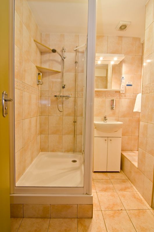 COMFORT INN EDGWARE ROAD 3*