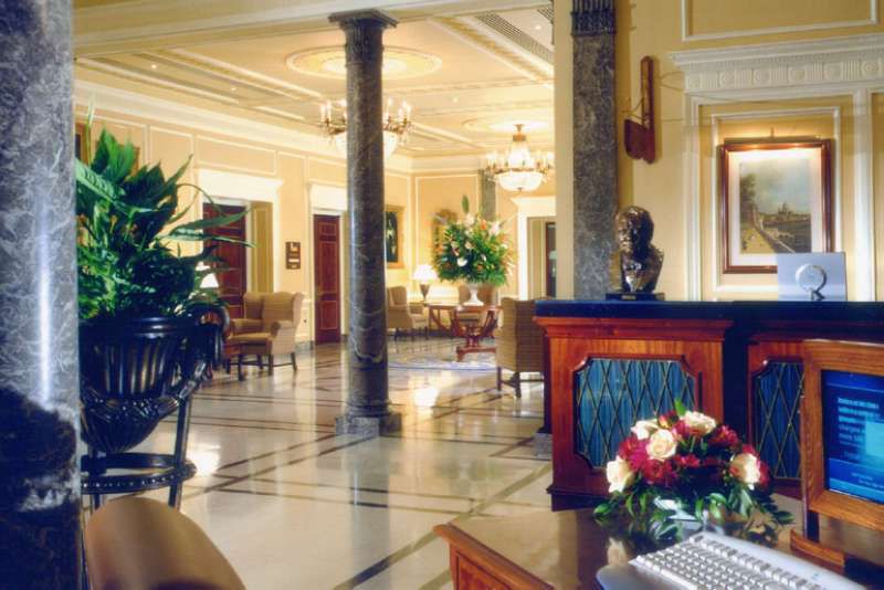 HYATT REGENCY CHURCHILL 5*
