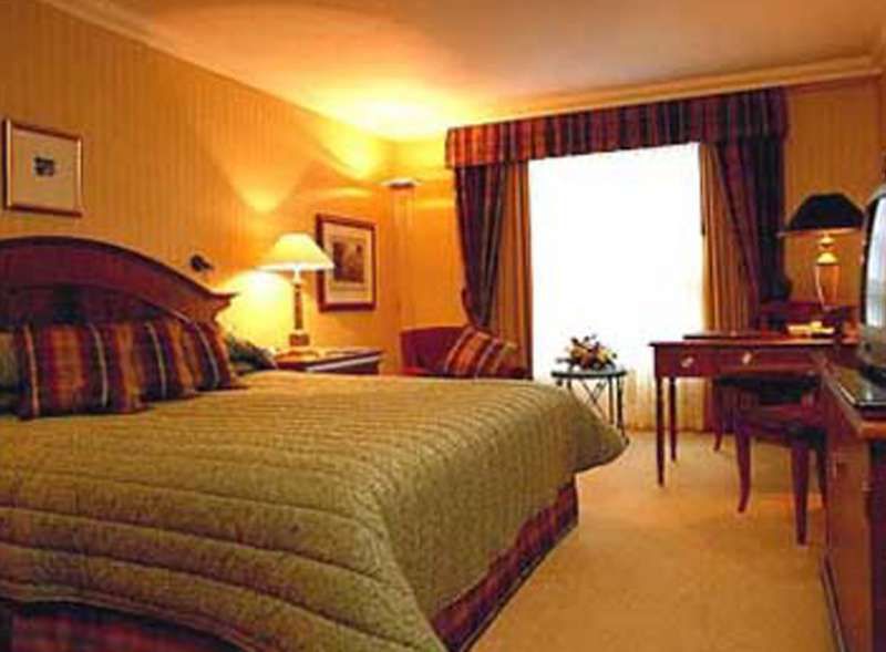 HYATT REGENCY CHURCHILL 5*