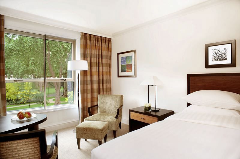 HYATT REGENCY CHURCHILL 5*