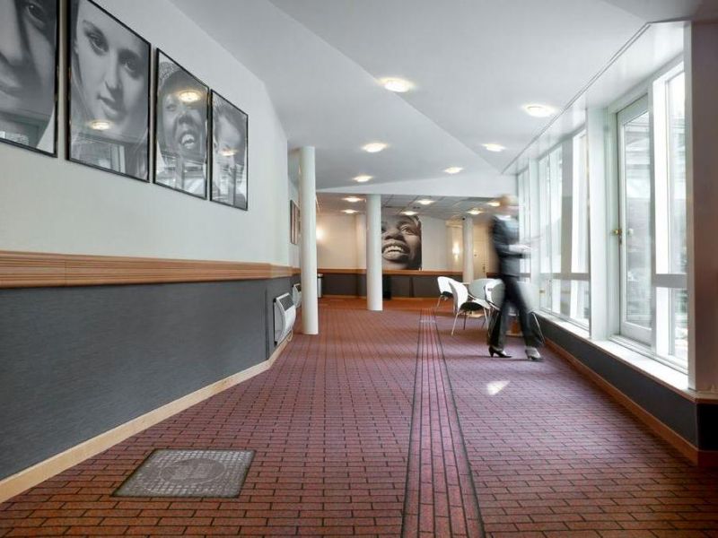 INNTEL HOTELS AMSTERDAM CENTRE 4*