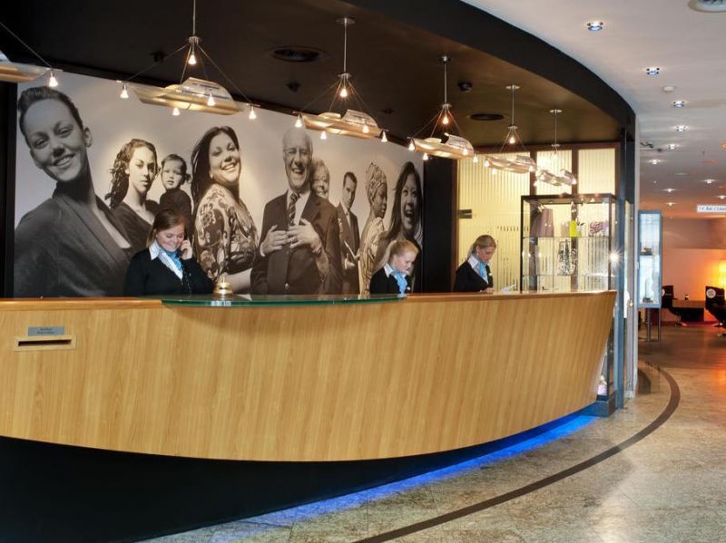 INNTEL HOTELS AMSTERDAM CENTRE 4*