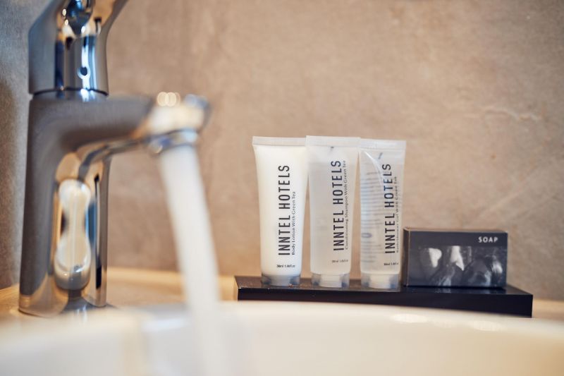 INNTEL HOTELS AMSTERDAM CENTRE 4*
