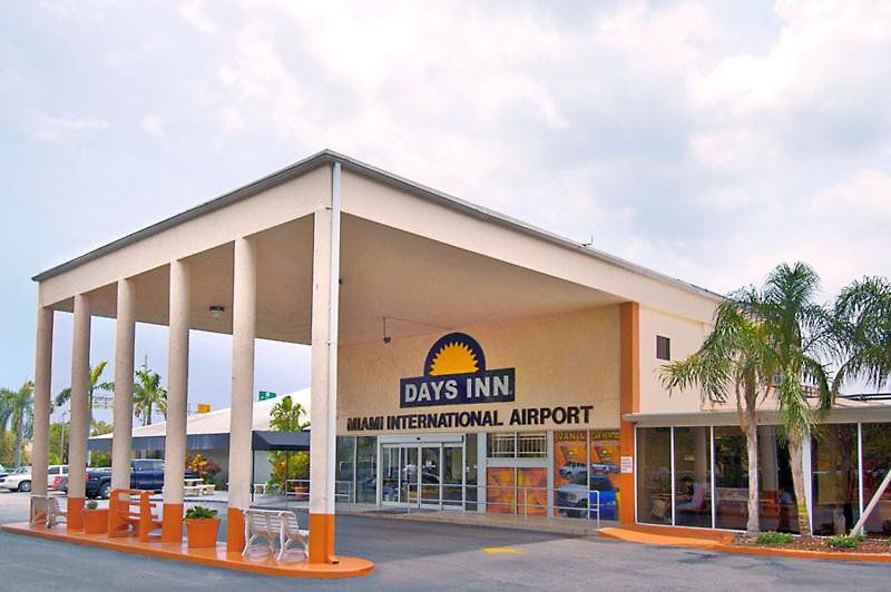 DAYS INN MIAMI INTERNATIONAL AIRPORT 3*