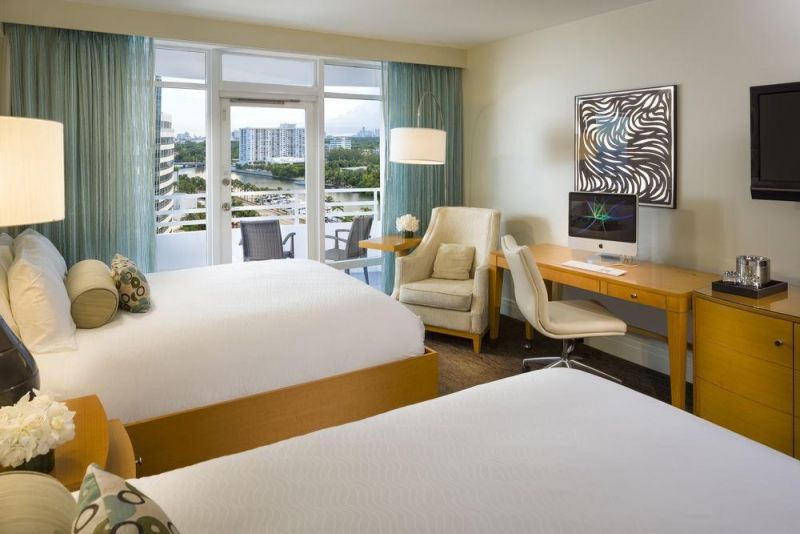 FONTAINEBLEAU MIAMI BEACH 4*