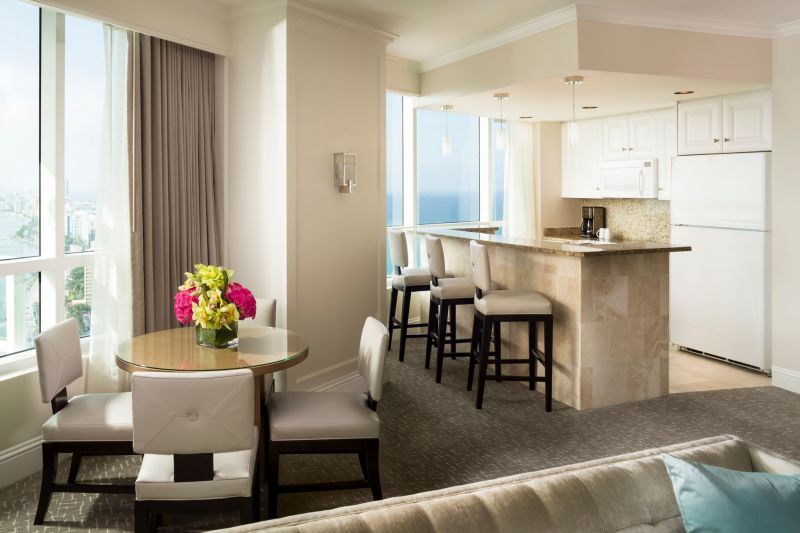 FONTAINEBLEAU MIAMI BEACH 4*
