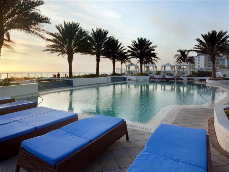 HILTON FORT LAUDERDALE BEACH RESORT 4*