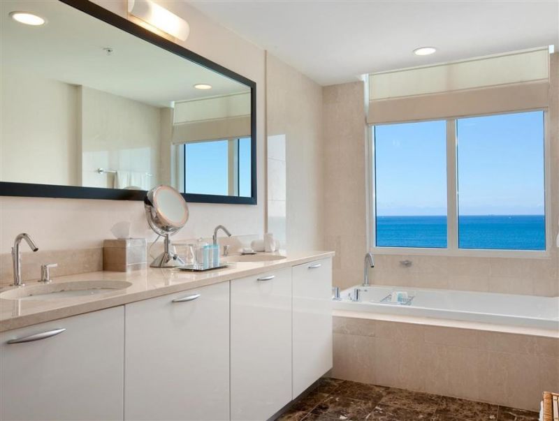 HILTON FORT LAUDERDALE BEACH RESORT 4*