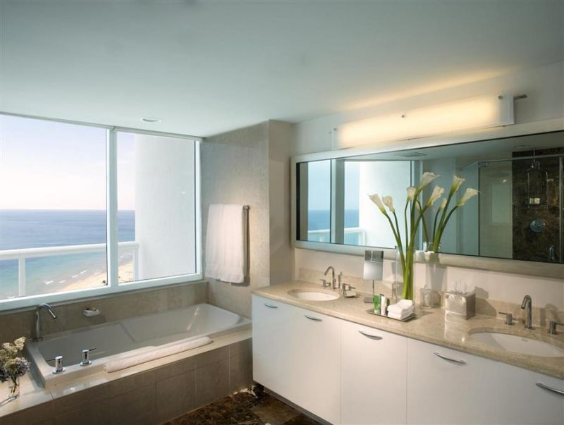 HILTON FORT LAUDERDALE BEACH RESORT 4*