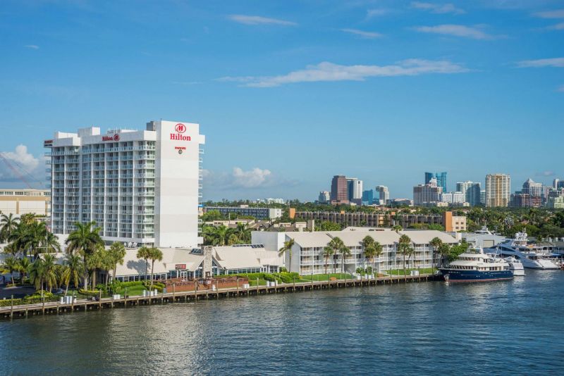HILTON FORT LAUDERDALE MARINA 4*